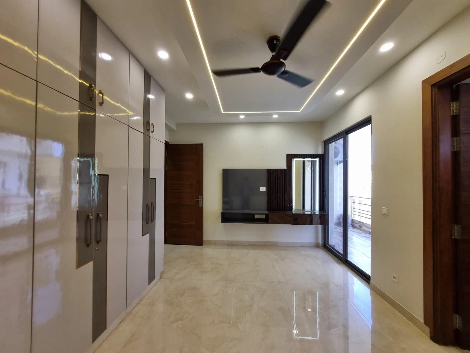 1 Bedroom Farm house in Manesar, Gurgaon